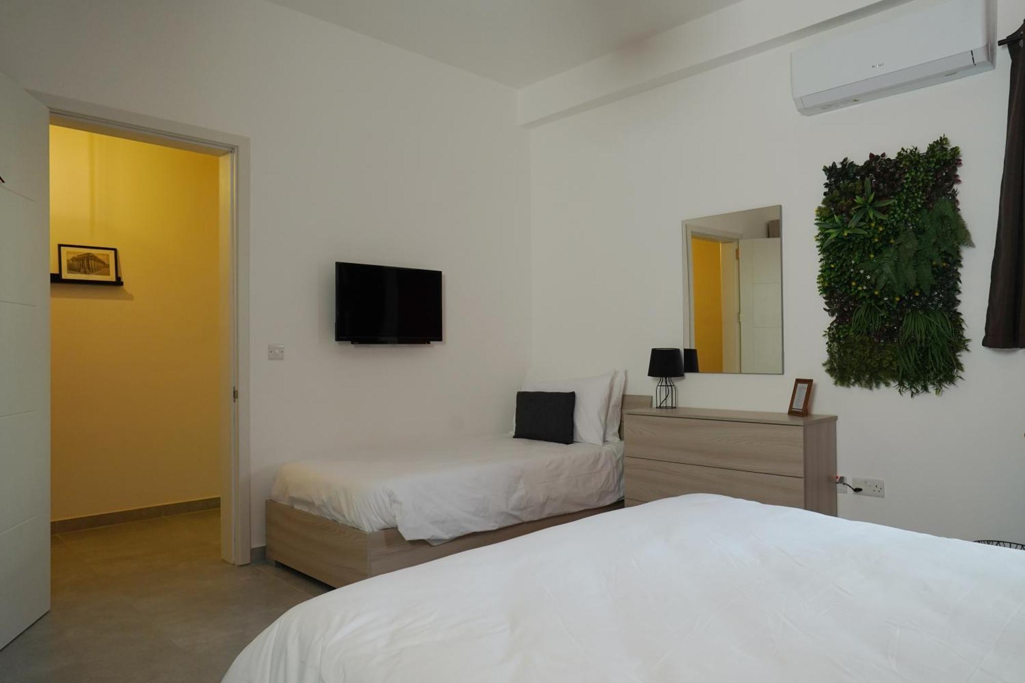 Affordable Central Malta Summer Retreat 莫斯塔 外观 照片